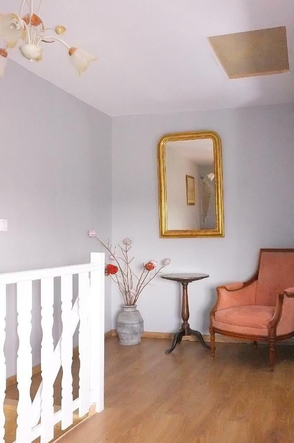 Le Douitel Bed & Breakfast Roncey Exterior foto